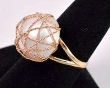 Splendid Pearl Ring In 14K Yellow Gold