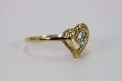 14k Yellow Gold Round Natural Blue Topaz Filigree Heart Promise Ring Size 4.75