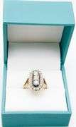 Gorgeous 14kt Solid Yellow Gold & Diamond Ring!