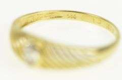 14K Yellow Gold Grooved Oval Solitaire Travel Engagement CZ Ring