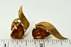 Vintage 18K Pear-Shaped Citrine Earrings
