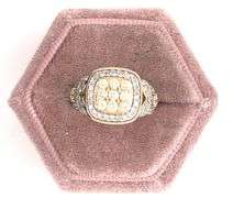 10K YELLOW GOLD RING WITH DIAMONDS