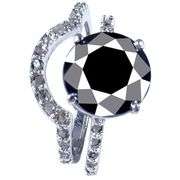Majestic Black 7 Cttw Fire Moissanite Bridal Set Rings