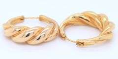 Beauitful 18kt Yellow Gold Twisted Hoop Earrings