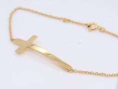 Stunning 18kt Yellow Gold Cross Bracelet