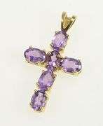10K Yellow Gold Oval Amethyst Vintage Classic Cross Pendant