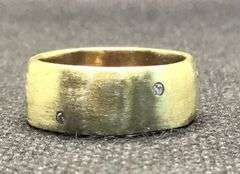 MINIMALISTIC AND ELEGANT 14K YELLOW GOLD RING