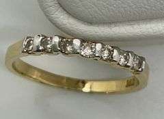 14K YELLOW GOLD AND DIAMOND BAND