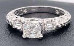 14K WHITE GOLD ENGAGEMENT RING WITH DIAMONDS