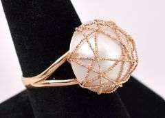 Splendid Pearl Ring In 14K Yellow Gold