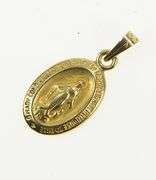 14K Yellow Gold Catholic Virgin Mother Mary Christian Charm/Pendant