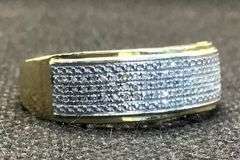 FABULOUS AND ELEGANT 10K YELLOW GOLD 1/3 CT DIAMOND MULTI-ROW STEPPED EDGE BAND