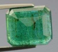 Amazing 12.76ct untreated Emerald