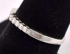 Gorgeous Approx. 0.11CTW Diamond Ring In White Gold