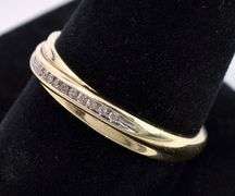 Charming Mens Diamond Ring Band In Yellow Gold
