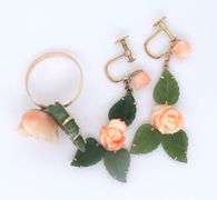 Set of Rose Collection Ring and Earrings in Yellow Gold