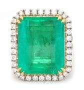 Outstanding 18kt WG Emerald and Halo Diamond Ring