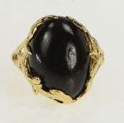 14K Yellow Gold Sim. Black Onyx Ornate Leaf Vine Vintage Ring