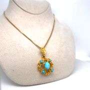 VINTAGE 18K YELLOW GOLD PENDANT WITH TURQUOISE