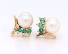 Fabulous Yellow Gold Pearl and Emerald Stud Earrings