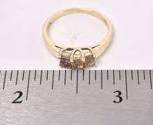 Glittering Approx. 0.24CTW Diamond Ring In Yellow Gold