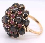 Stunning Yellow Gold Black Star and Ruby Cocktail Ring
