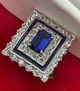 LADIES 18K WHITE GOLD RING WITH BLUE AND WHITE SAPPHIRES