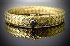 Elegant Italian-Made 18K  Woven Bangle