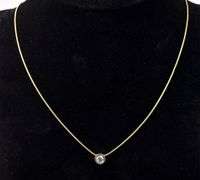 Simple Diamond Pendant Necklace In 14K Yellow Gold