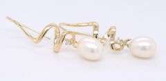 Elegant Yellow Gold Fresh Water Pearl and Diamond Zig Zag Dangle Earrings