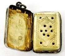 Beautiful Antique English Sterling Silver Vinaigrette