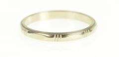 14K White Gold Retro Striped Pattern 2.4mm Wedding Band Ring