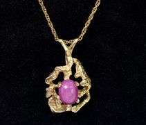 Superb Pink Star Sapphire Pendant Necklace In 14K Yellow Gold