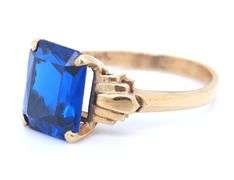 10KT Yellow Gold Beautiful Emerald Cud Blue Spinel Ring
