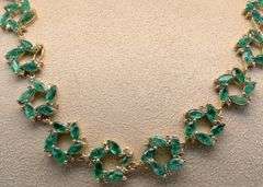 21.0 CARAT EMERALD & DIAMOND NECKLACE & EARRING SET- 18KT SOLID YELLOW GOLD!