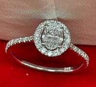 EVERY GIRLS FAVORITE DIAMOND ENGAGEMENT RING! 14KT SOLID WHITE GOLD