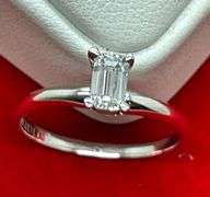 CERTIFIED BRAND NEW 14K WHITE GOLD AND DIAMOND SOLITAIRE RING