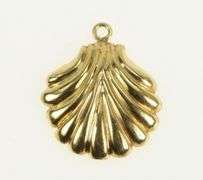 14K Yellow Gold 3D Scallop Sea Shell Ocean Motif Charm/Pendant