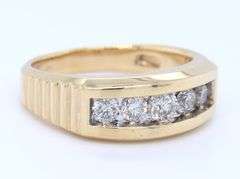 Gent's Yellow Gold 1ctw Five Diamond Band