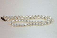 Pretty Japanese Pearl Necklace