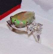 AMAZING 18KT GOLD, AUSTRALIAN OPAL, & DIAMOND COCKTAIL RING!