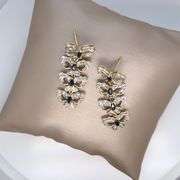 VINTAGE 14K GOLD EARRINGS WITH DIAMONDS AND SAPPHIRES