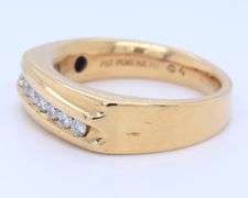 Gent's Yellow Gold Diamond Ring