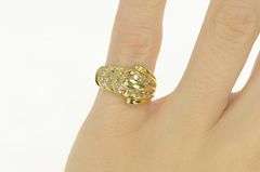 14K Yellow Gold 1940's 0.20 Ctw Diamond Encrusted Scalloped Ring