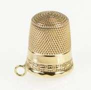 14K Yellow Gold Thimble Vintage Ornate Sewing Tool Charm/Pendant