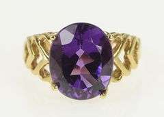 14K Yellow Gold Oval Amethyst Ornate Vintage Heart Pattern Ring