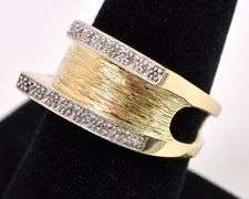 Enticing Diamond Ring In 14K Yellow Gold