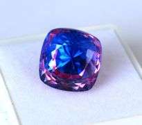 RARE-UNHEATED-UNTREATED-NATURAL-BI-COLOR-13.00 CARAT PITAMBARI SAPPHIRE