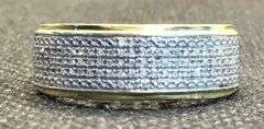 FABULOUS AND ELEGANT 10K YELLOW GOLD 1/3 CT DIAMOND MULTI-ROW STEPPED EDGE BAND