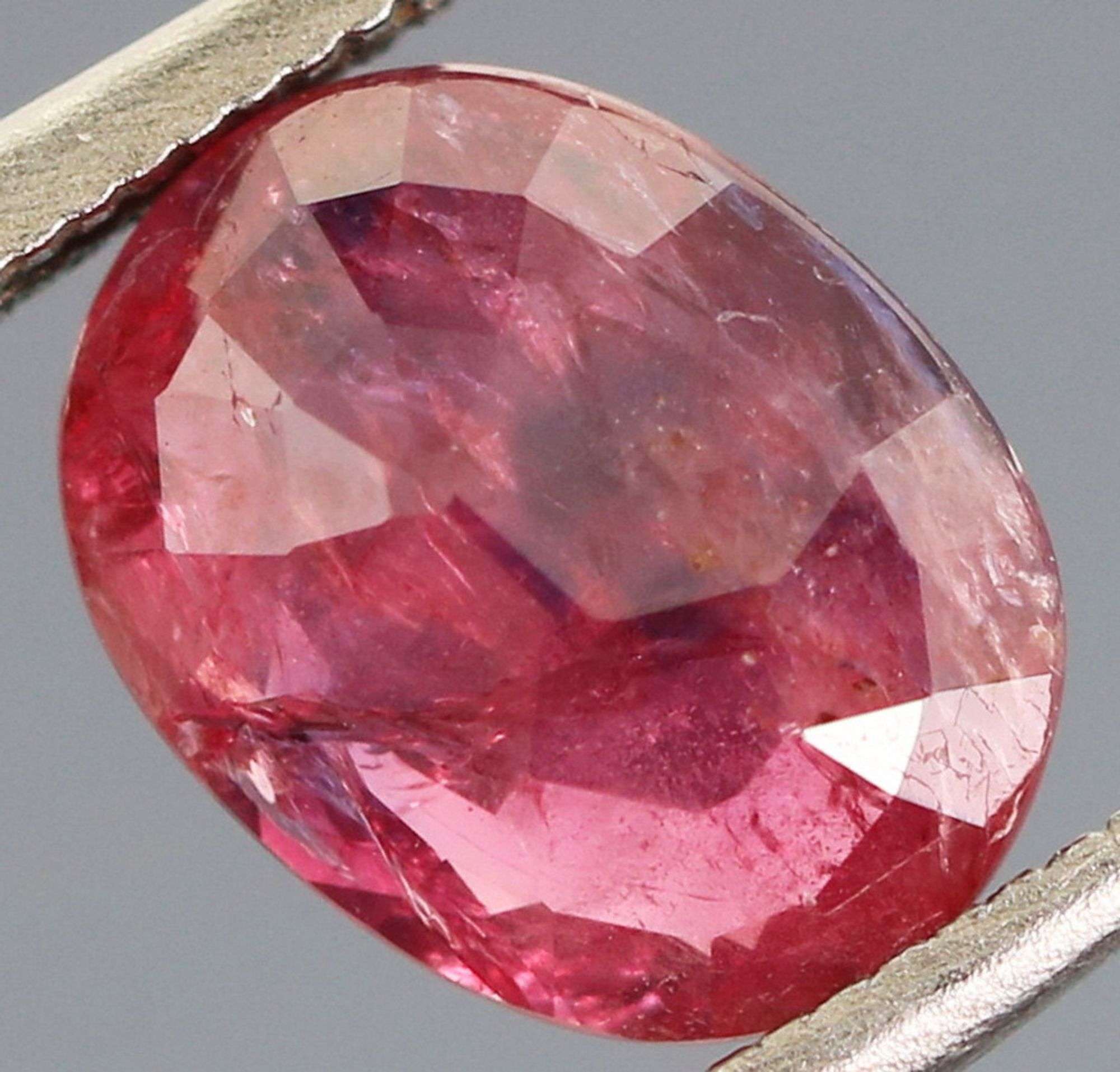 Ruby Unheated! Bi-color! Rare 1.42ct Winza Ruby - U.S. Auction
